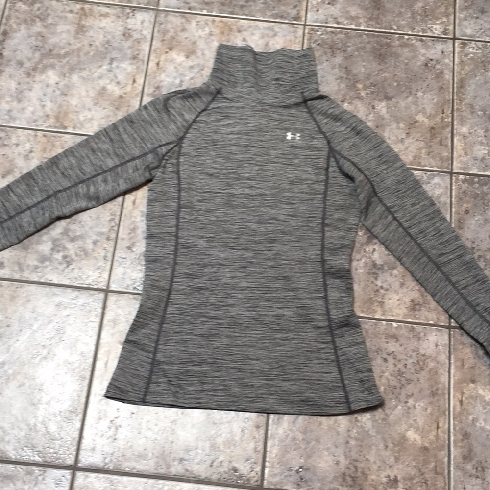 Under Armour Ladies Long Sleeve Top